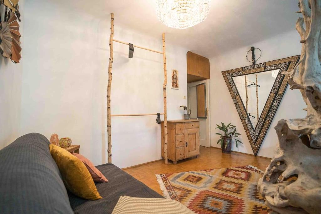 Cozy And Stylish Apartment Near Schoenbrunn Castle Wien Ngoại thất bức ảnh